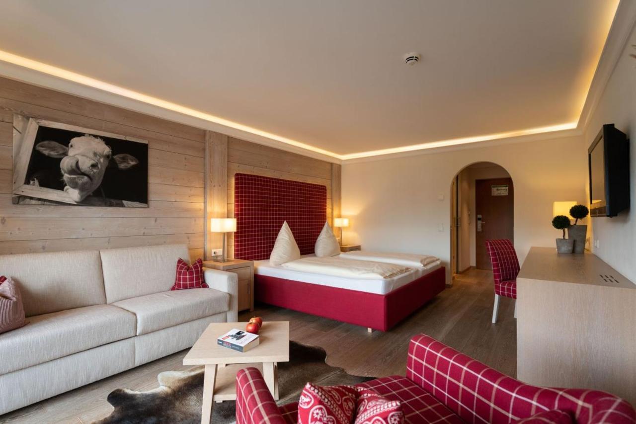Hotel Gasthof Alte Post Holzkirchen Гольцкірхен Екстер'єр фото
