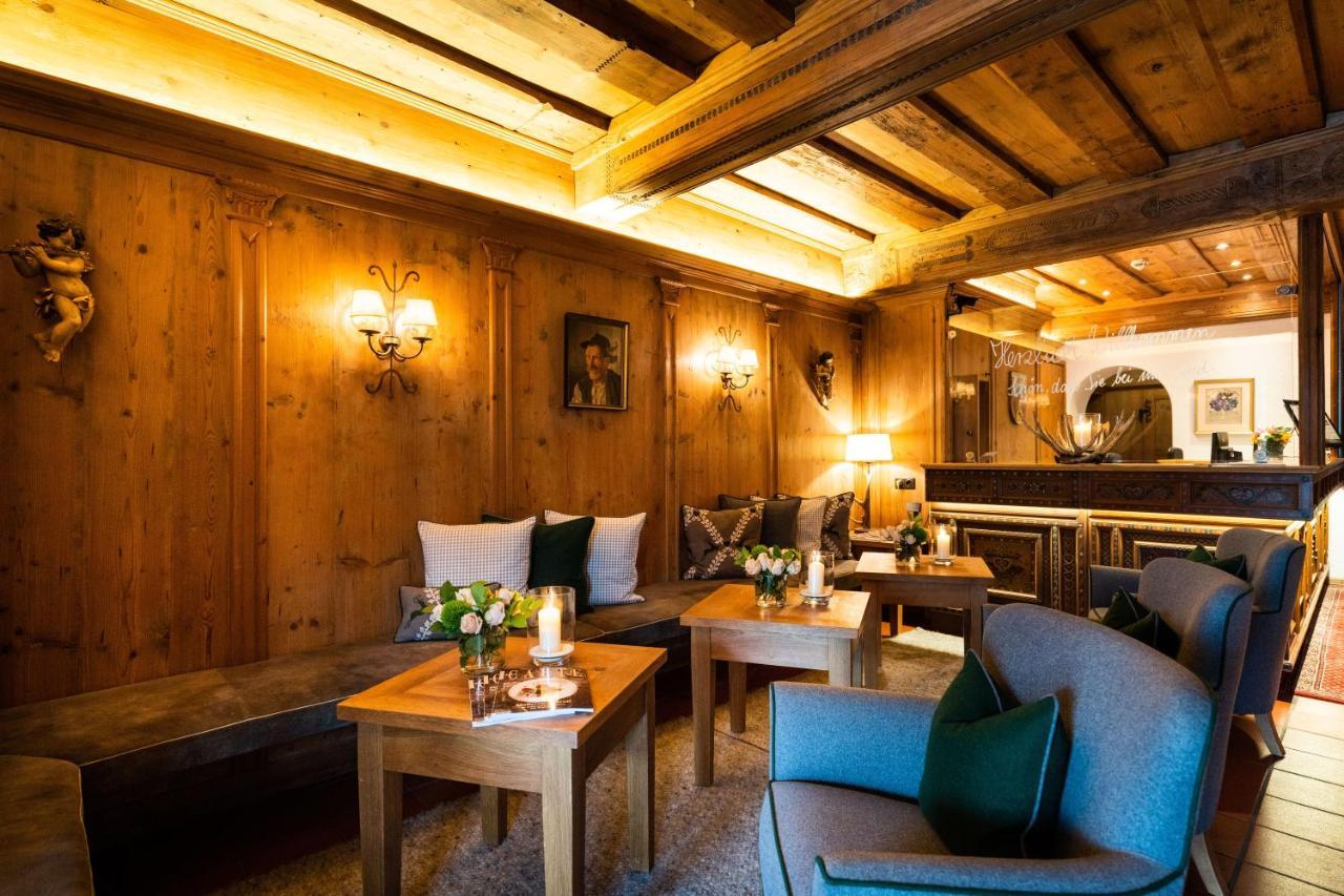Hotel Gasthof Alte Post Holzkirchen Гольцкірхен Екстер'єр фото